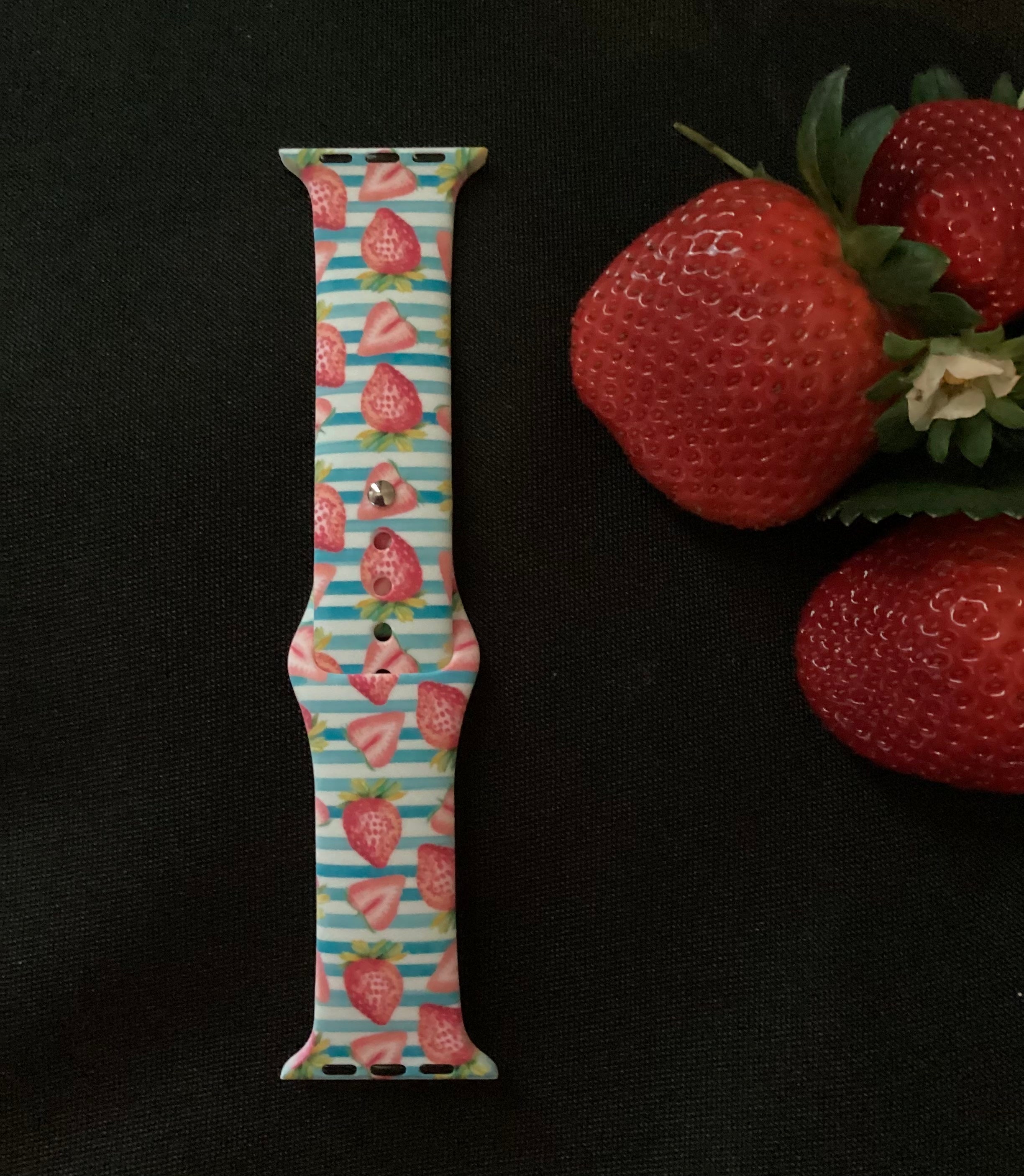 Oxford Classic Apple Watch Band - Vanilla & Strawberry - The Salty Fox